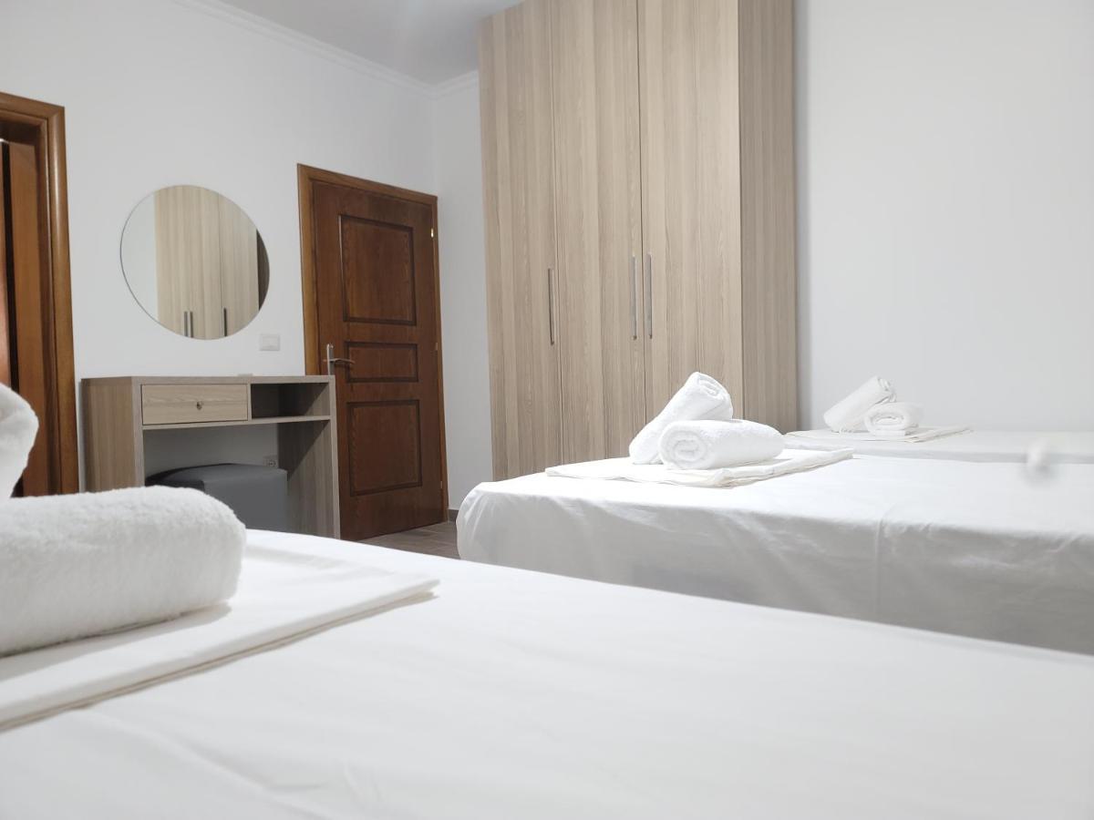 G&K Garden Hotel Berat Exterior foto